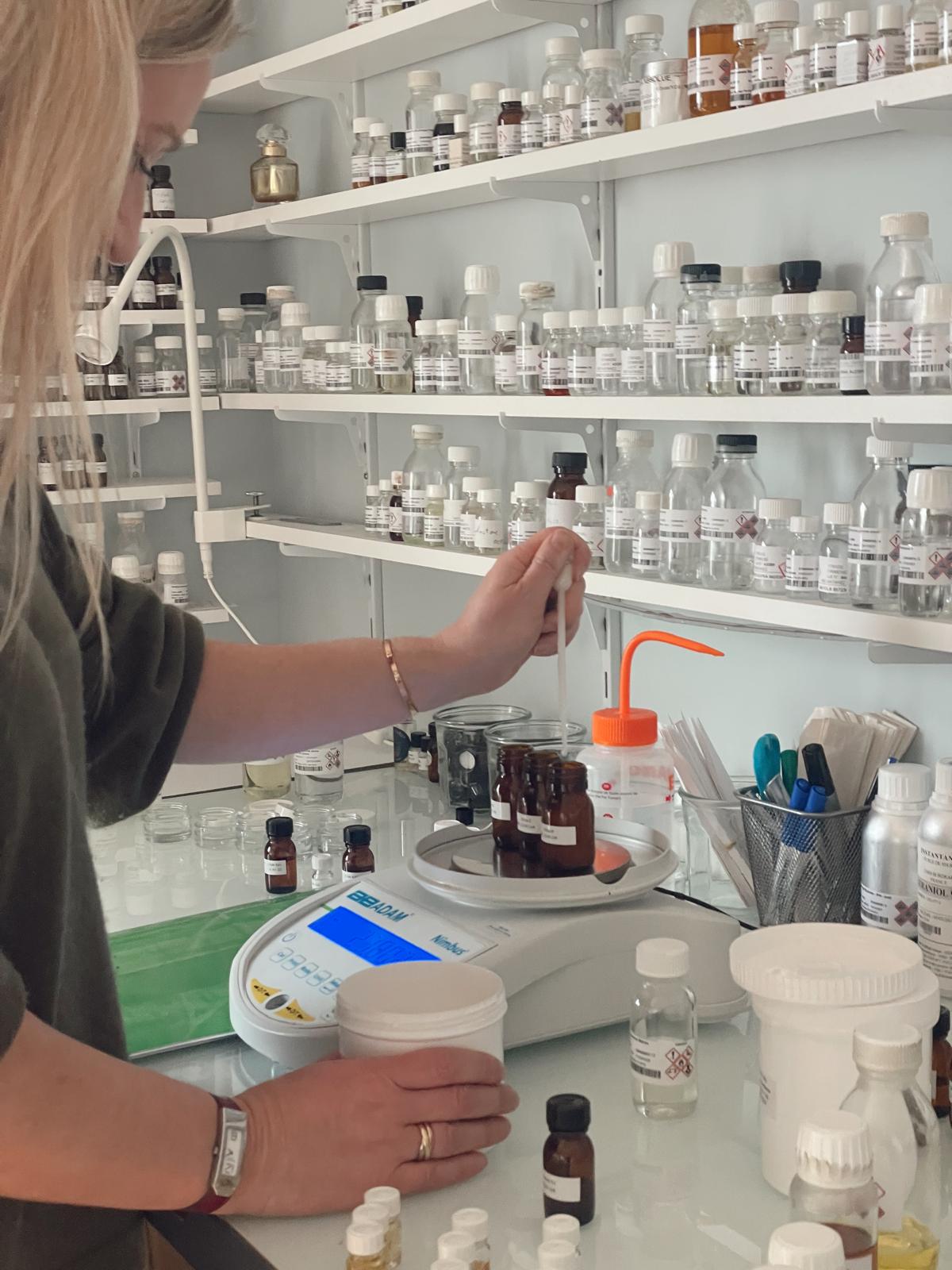 MILOU - Pearly Shampoo, Limited Edition (November 2025) - Pooey Mu